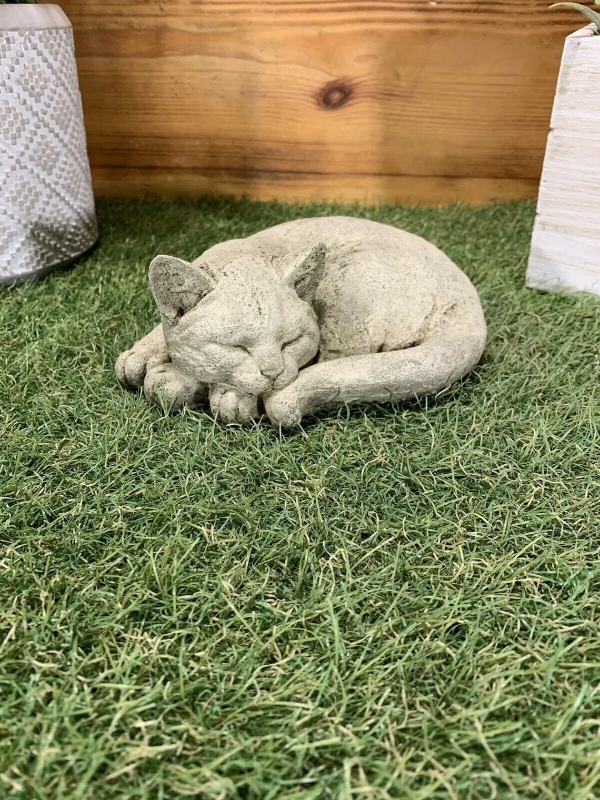 Stone Sleeping Cat Buy Online Or Call 01522 690105