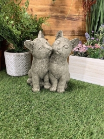 Stone Kissing Cats